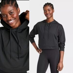 NWT All In Motion Women's Soft Stretch Hoodie Black Sweater Boxy Fit